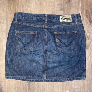 Vintage Blue denim mini skirt size 11, Volcom 5 pocket skirt EUC